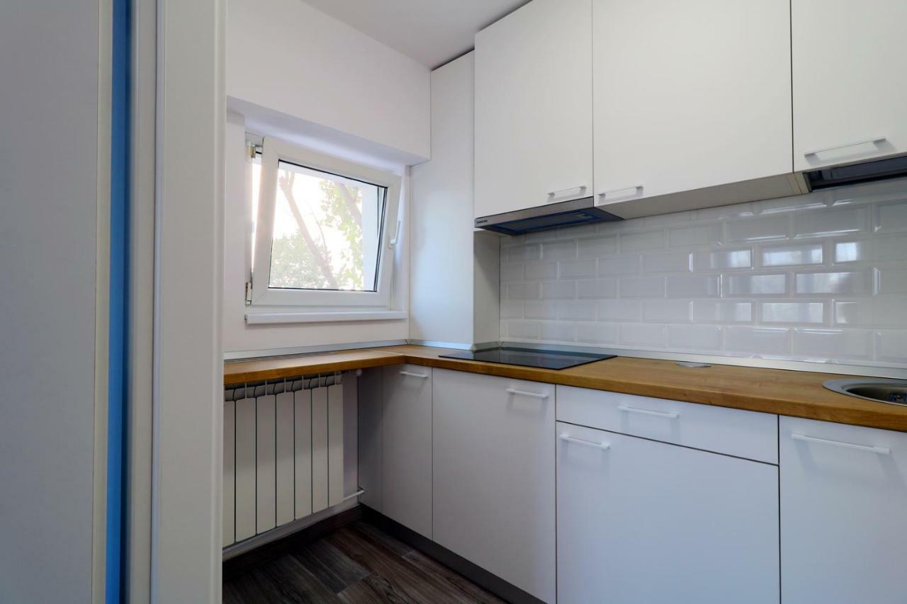 Luxury Olimpia Studio In Bucharest, With Netflix App Exterior photo