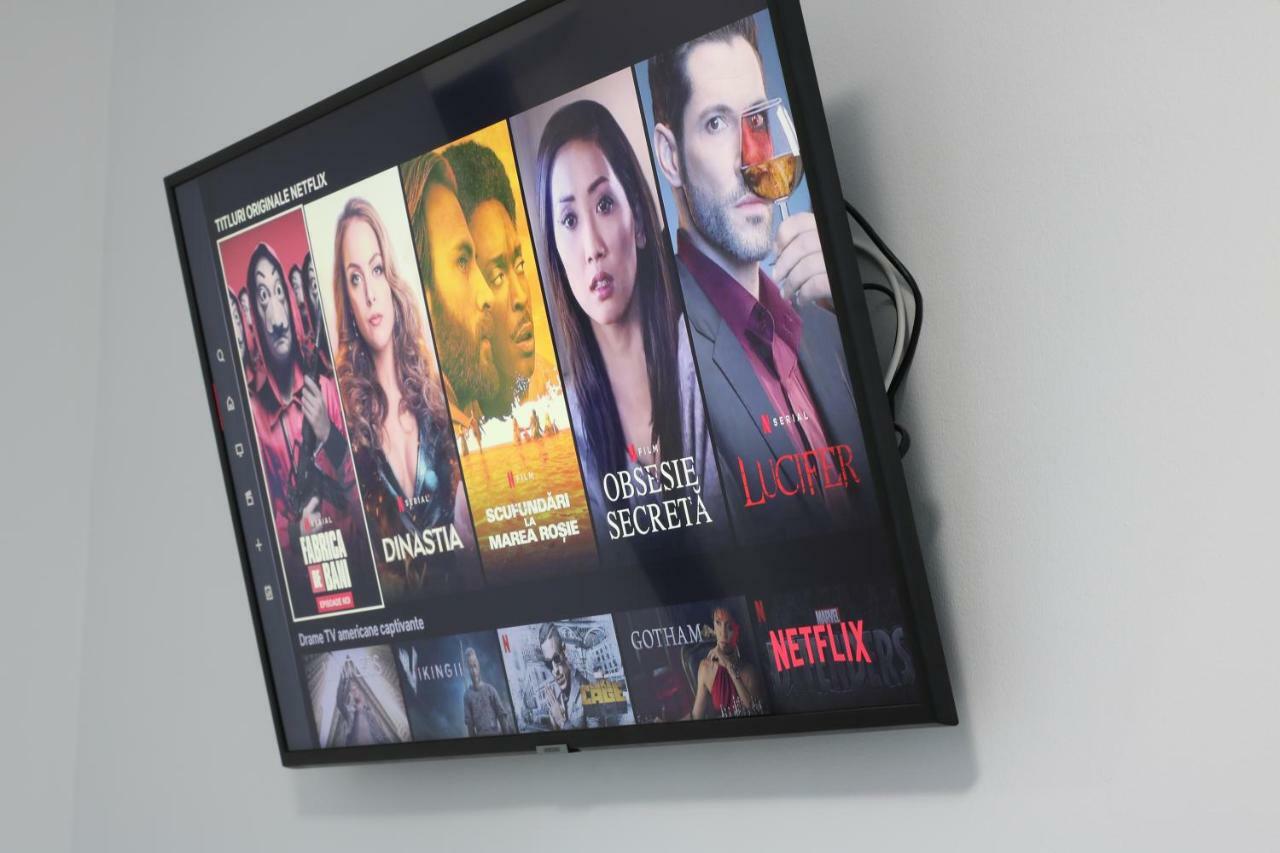 Luxury Olimpia Studio In Bucharest, With Netflix App Exterior photo